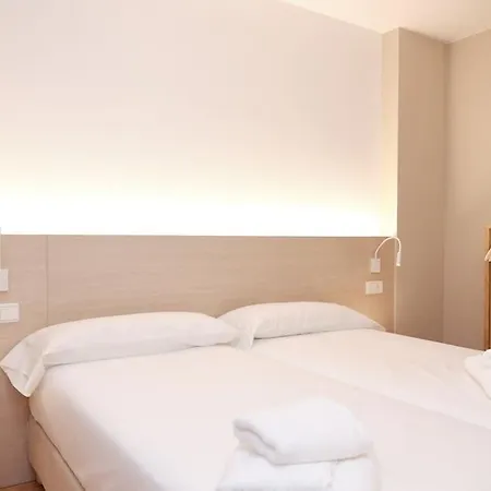 Yuhom, Casas Con Alma. Xacedos 3 בית נופש מיניו