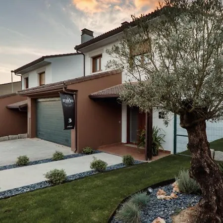 Yuhom, Casas Con Alma. Xacedos 3 Tatil Evi